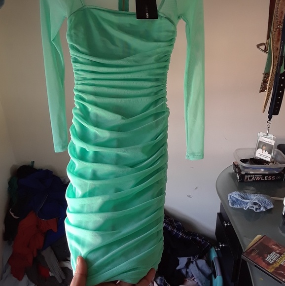 " So Fresh Mini Dress" - Picture 3 of 3